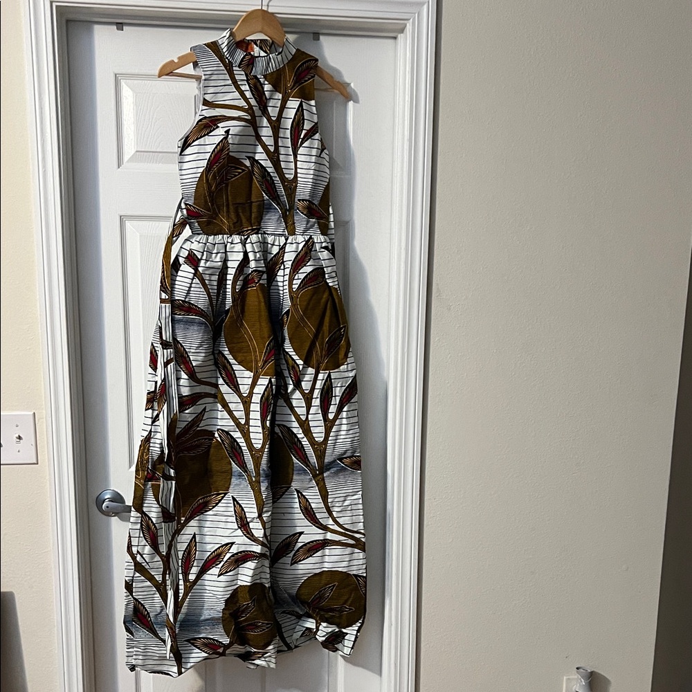 Elegant Sleeveless Maxi Dress - Multicolor